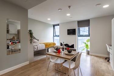 Bronze Studio - Image 2